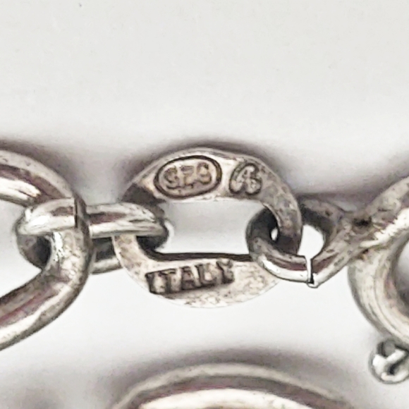 Long 28" Substantial Vintage Sterling Silver Gucci Link Necklace - Picture 5 of 5